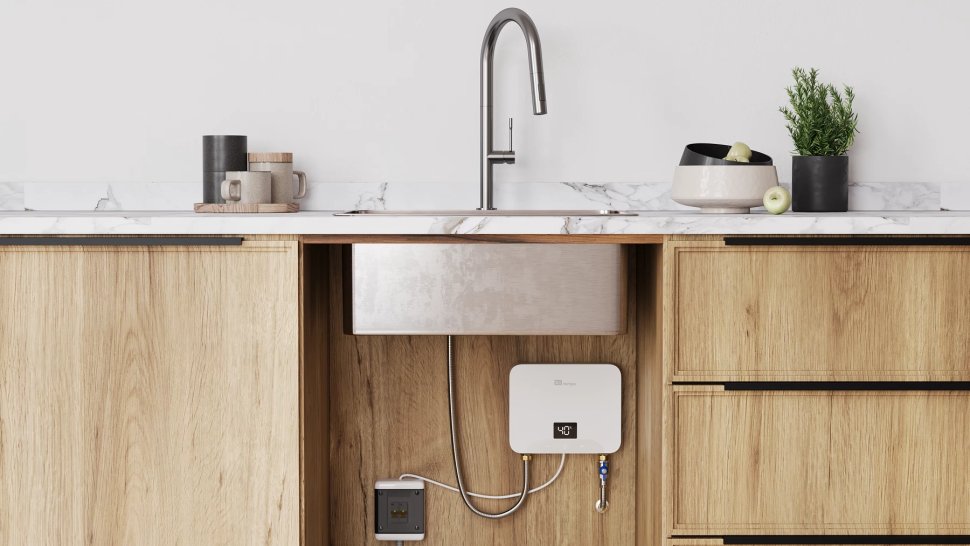 Проточный электрический водонагреватель E8 tempo KLE60 белый пластик